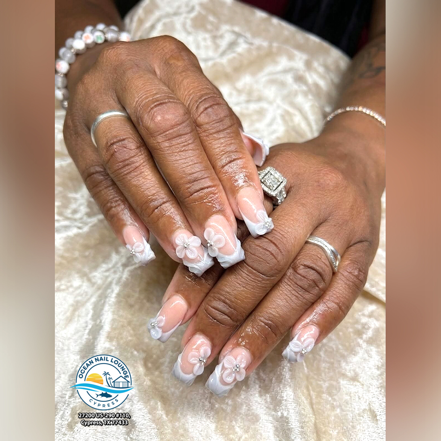 OCEAN NAIL LOUNGE